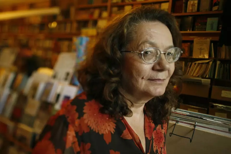 Linda King — sculptor and poet